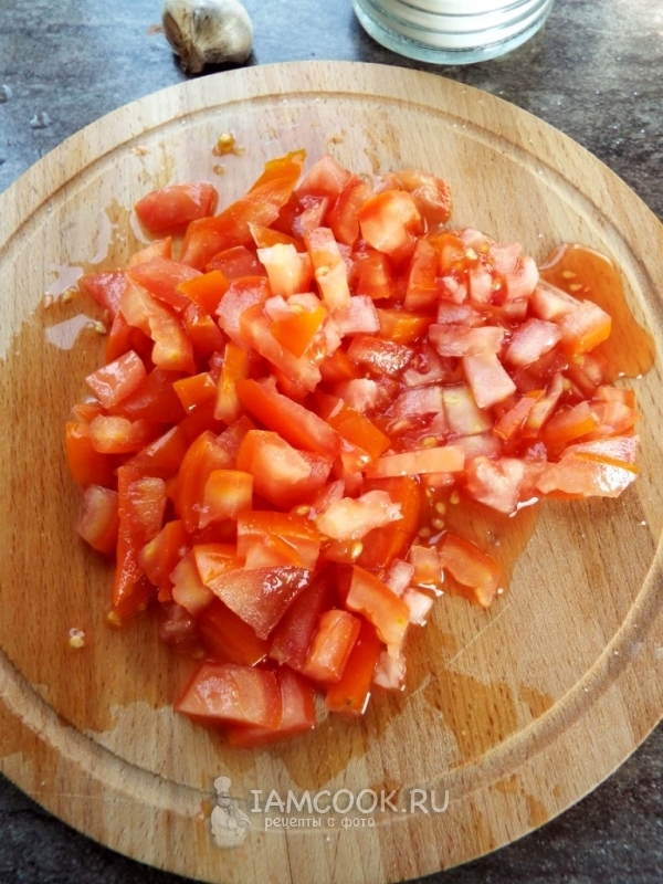 Skær tomaten