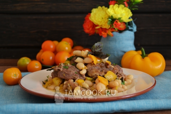The recipe for stewed lamb with beans
