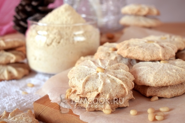 देवदार के आटे के साथ प्रोटीन-अखरोट कुकीज़ के लिए पकाने की विधि