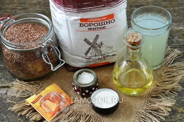 Ingredients for unleavened bread from rye flour at home