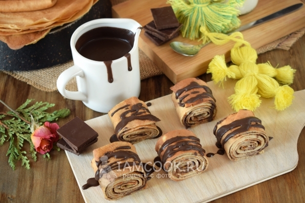 Снимка на палачинки с шоколад