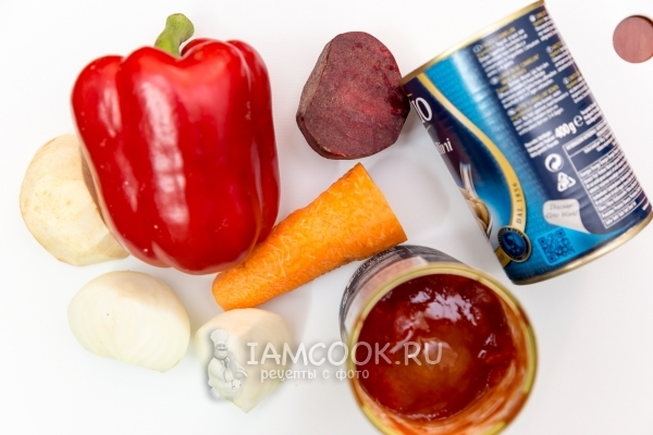 Ingredients for borsch with canned beans