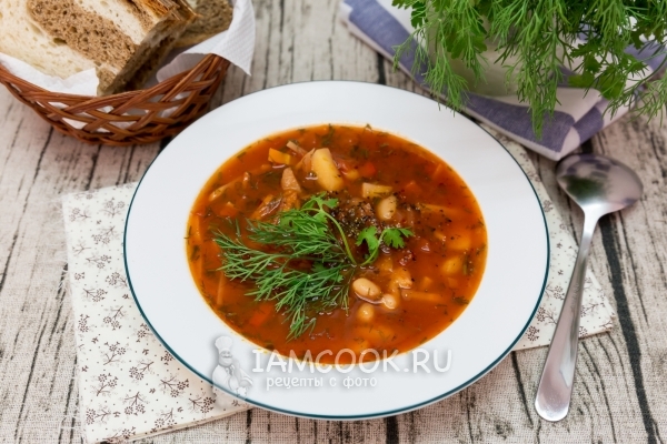 Photo of borsch with canned beans