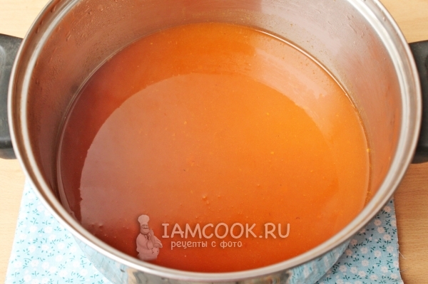 Boil mermelada de espino amarillo