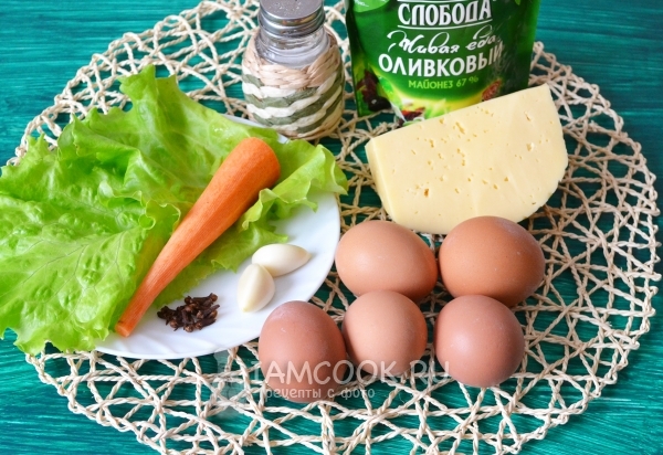 Ingredients for stuffed eggs 