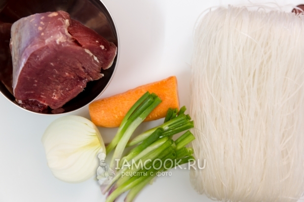 Ingredienser til afføring med oksekød og grøntsager