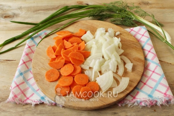 切洋葱和胡萝卜