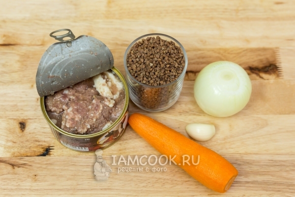 Ingredients for buckwheat porridge with stew in army (soldier)