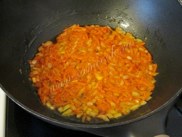 Tostar cebollas con zanahorias