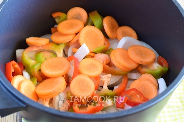 Προσθέστε πιπέρι και καρότα