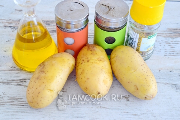 Ingredienser til kartofler bagt i mikrobølgeovn