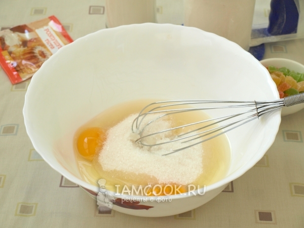לחבר את הביצים עם סוכר