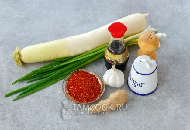 Ingredientes para el kimchi de rábano