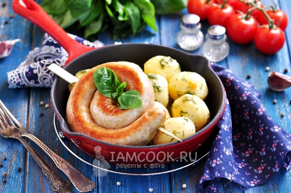 Photos of domestic Moldovan sausages Kırnăcei