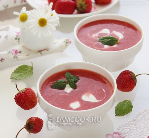 स्ट्रॉबेरी सूप के लिए नुस्खा