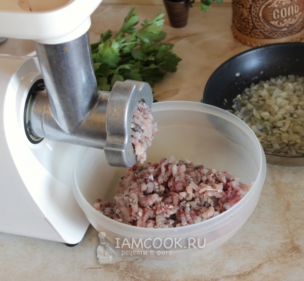 Twist the fish in a meat grinder
