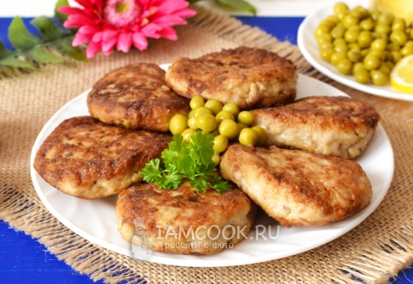Photo of cutlets from fresh-frozen herring