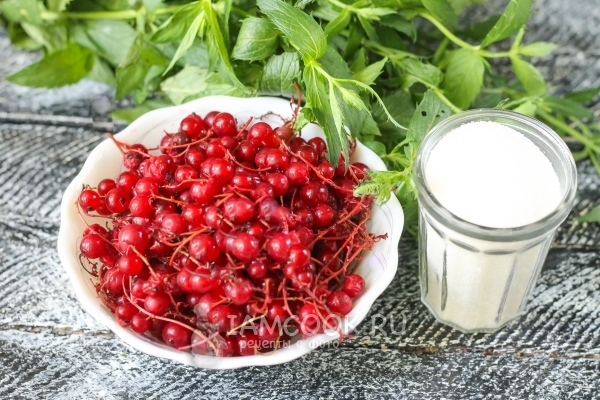Συστατικά για κόκκινη σταφίδα με ζάχαρη για το χειμώνα χωρίς μαγείρεμα