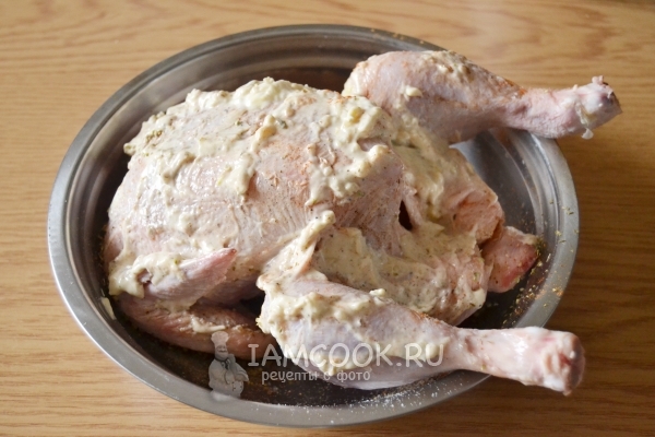 تشوي الدجاج مع المايونيز بالثوم
