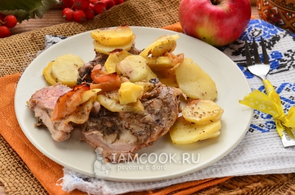 Пилешка рецепта с ябълки и картофи във фурната