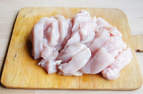 Ψιλοκομμένο στήθος κοτόπουλου