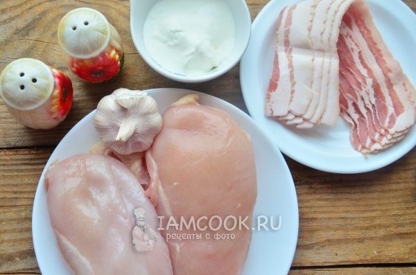 Ingredientes para filete de pollo en tocino en el horno