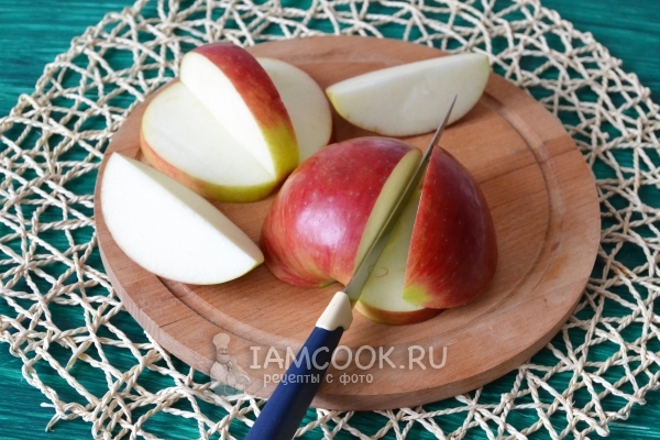 Izrežite jabuku iz tijela labuda