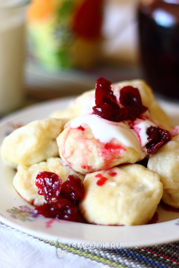 Photo of lazy dumplings with cherries