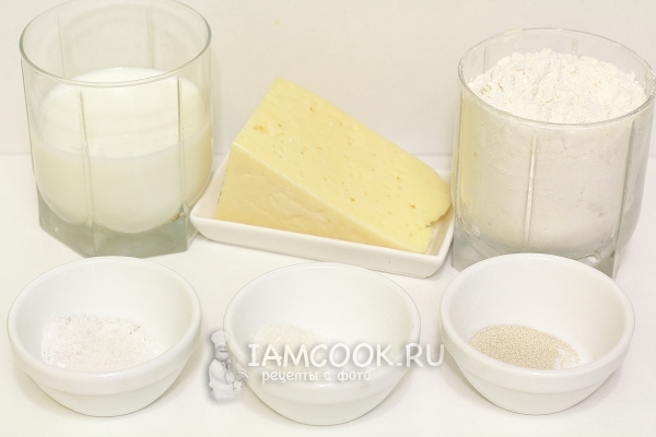 Ingredientes para pan con queso en la sartén