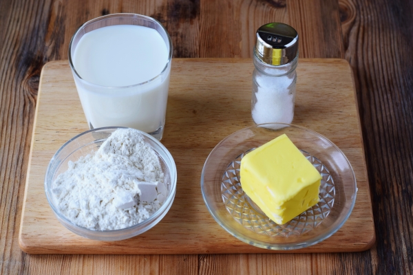 Ingredientes para salsa de leche para chuletas