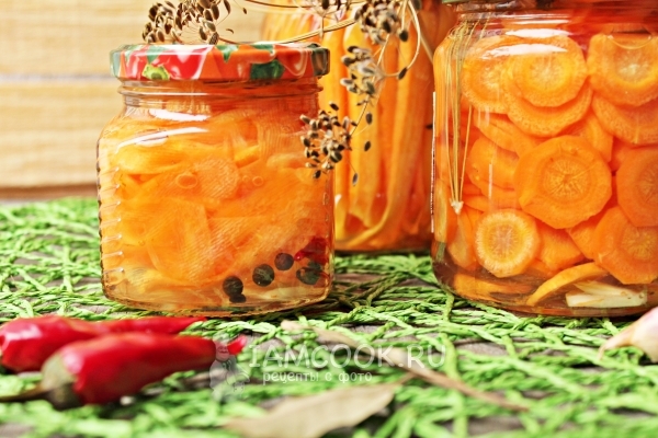 Συνταγή για τα καρότα μαριναρισμένα για το χειμώνα χωρίς αποστείρωση