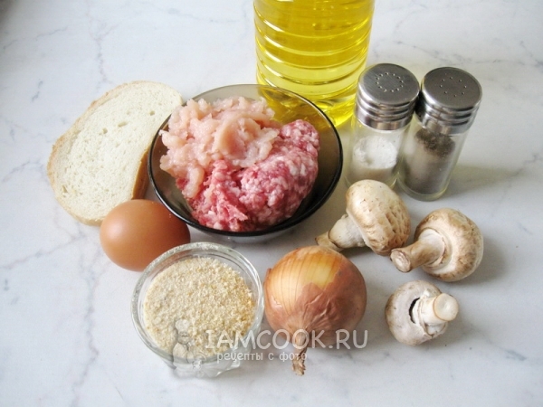 Ingredientes para carnes de carne con champiñones