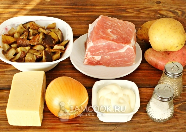 肉的成分在法国用土豆和蘑菇