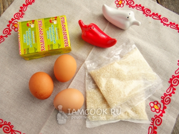 Ingredienser til tærtefyldning med ris og æg