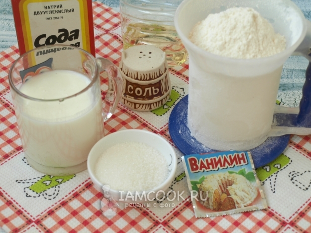 Ingredienti per pancake nel latte acido senza uova