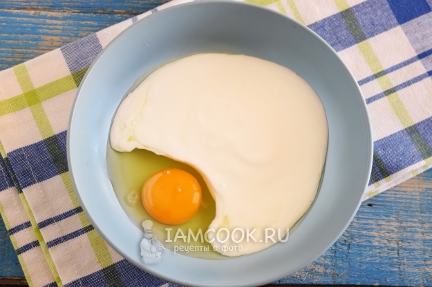 Combine yogurt and egg