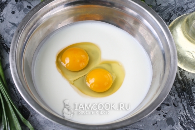 Tilslut æggene og yoghurt