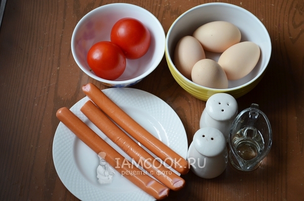 Složení pro omeletu s uzeninami a rajčaty