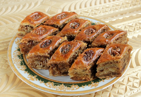 Prepariamo il baklava fatto in casa in armeno