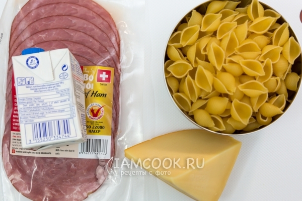 Ingredientes para pasta con jamón y queso