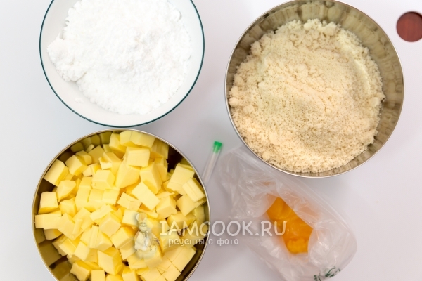 Ingredients for biscuits with boiled condensed milk