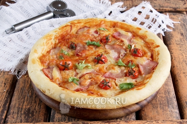 The recipe for pizza with ham