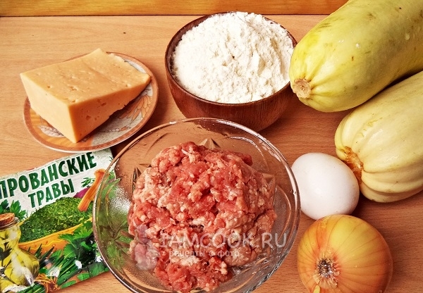 Ingredienti per la torta di zucchine al forno