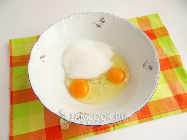 Collega le uova e lo zucchero