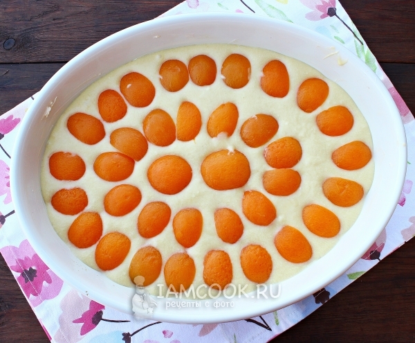 Sæt abrikoser på dejen