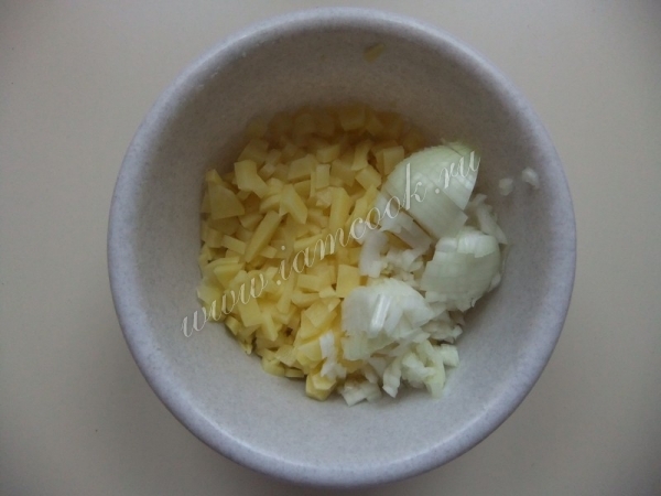 Ingredienser til kartoffelpåfyldning