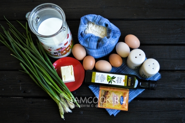 Συστατικά για κρεμμυδάκια με κρεμμύδια και αυγά στο φούρνο