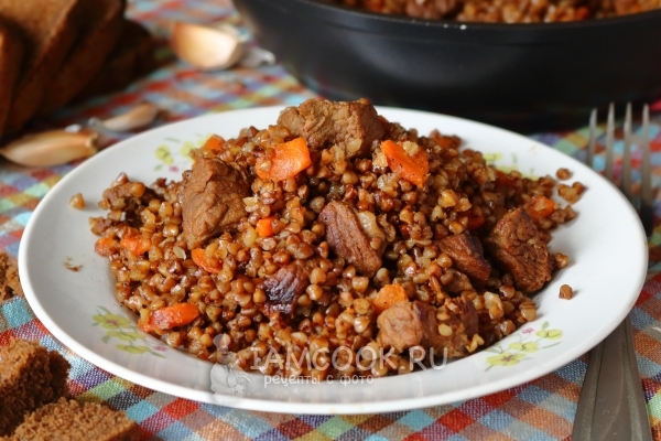 The recipe for pilaf from buckwheat with meat