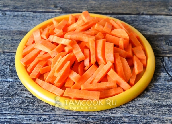 गाजर काट लें