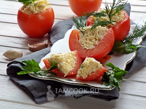 Billede af tomater fyldt med ost og hvidløg